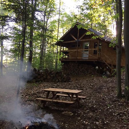 Villa Les cabines Nordik des piles à Saint-Jean-des Piles Extérieur photo