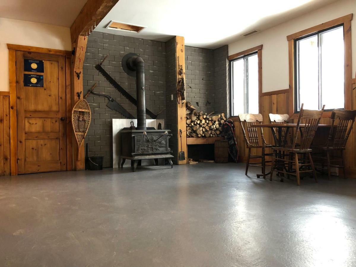 Villa Les cabines Nordik des piles à Saint-Jean-des Piles Extérieur photo