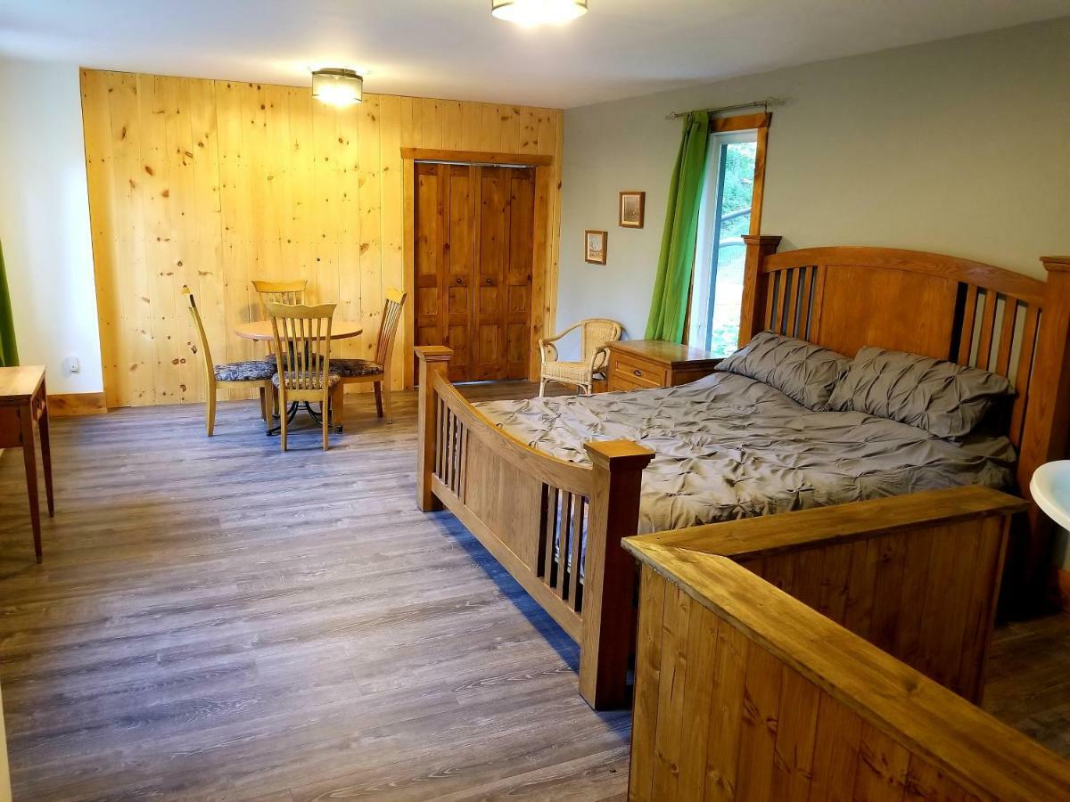 Villa Les cabines Nordik des piles à Saint-Jean-des Piles Extérieur photo